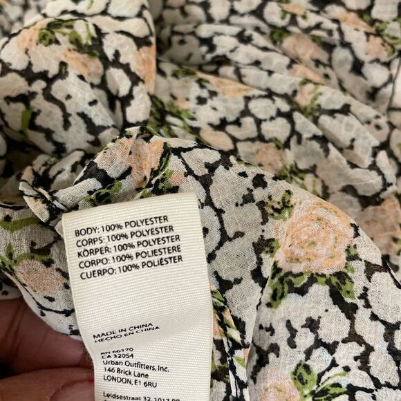 New Free People Gigi Floral Chiffon
Maxi Top
Retail $198
Size L - Picture 10 of 13